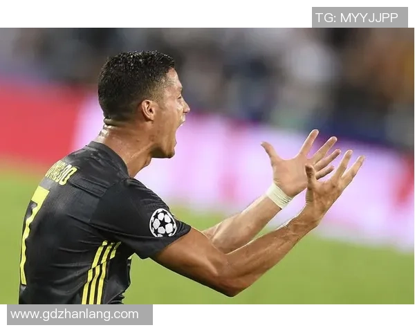 足球明星C罗冠状病毒感染后复出之路与健康管理揭秘